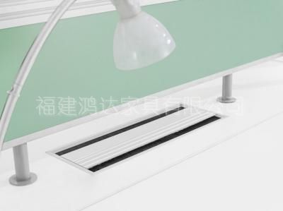 502桌面線盒特寫